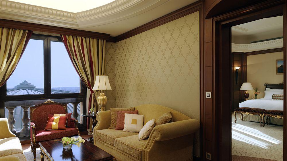 The Ritz-carlton, Hotel 5*