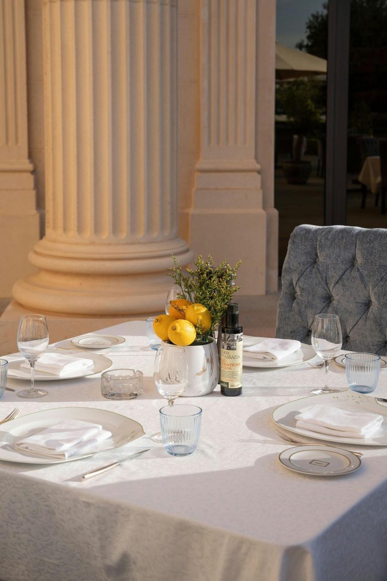 The Ritz-carlton, 5*