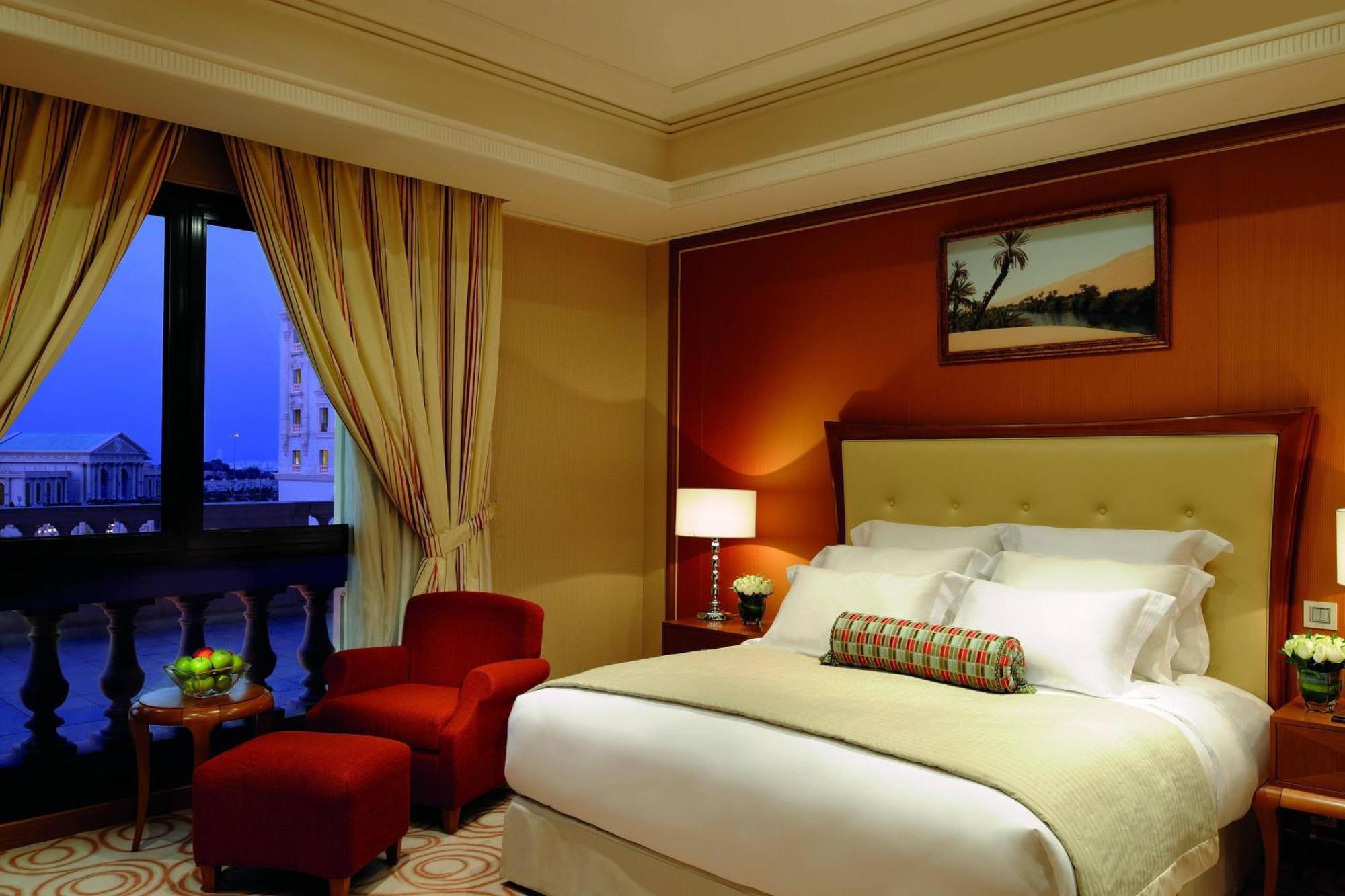 Hotel The Ritz-carlton, 5*