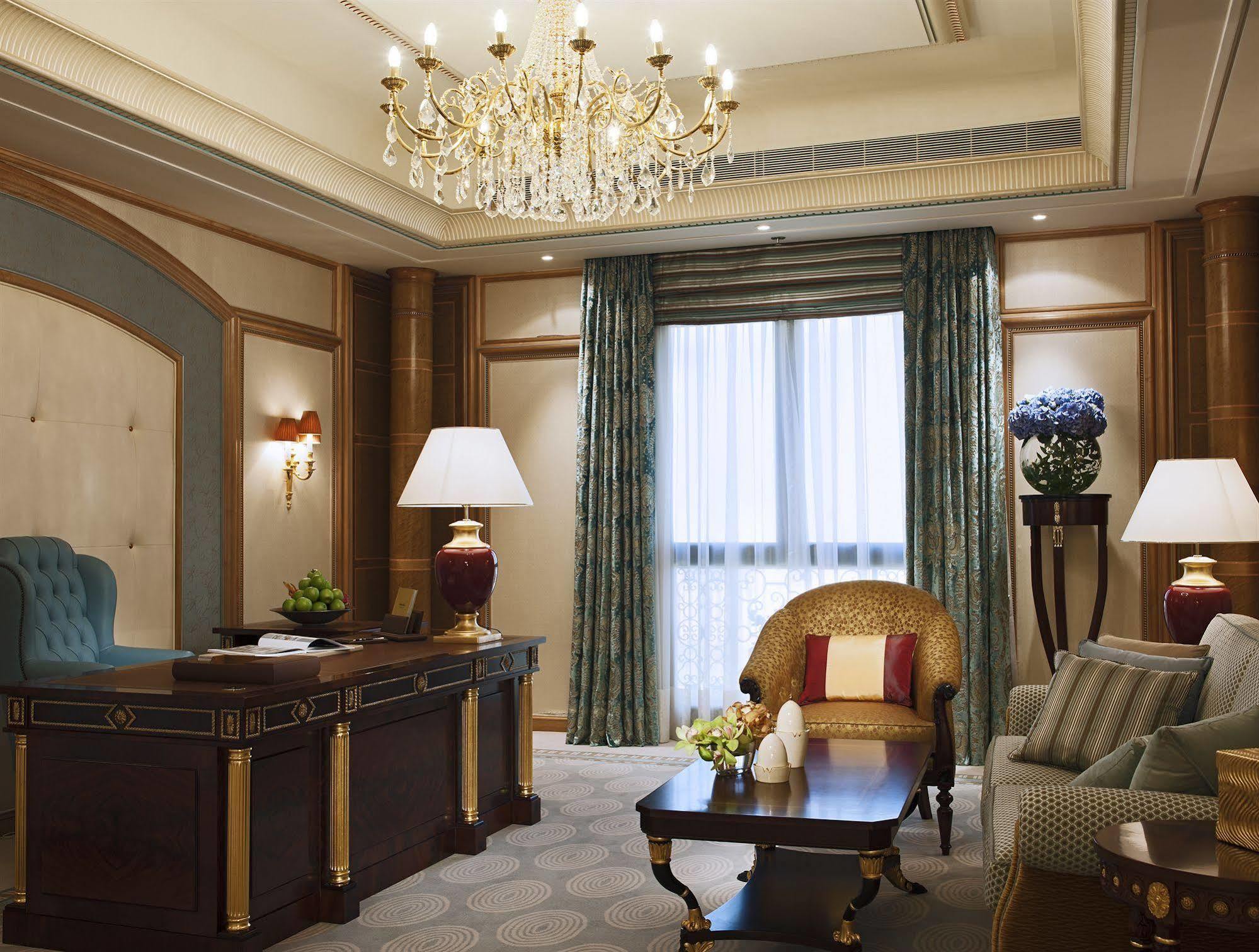 Hotel The Ritz-carlton,